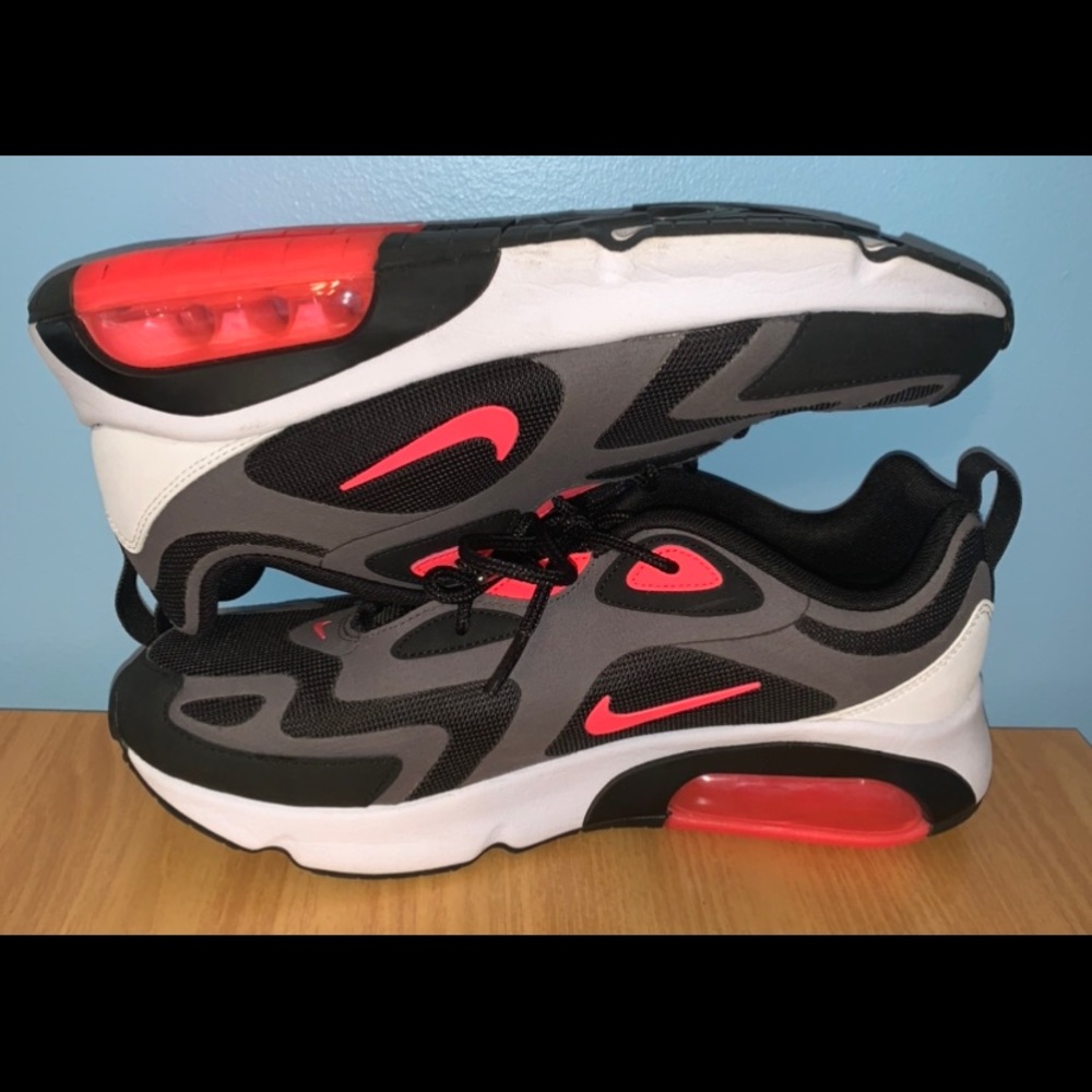 Nike Air Max 200